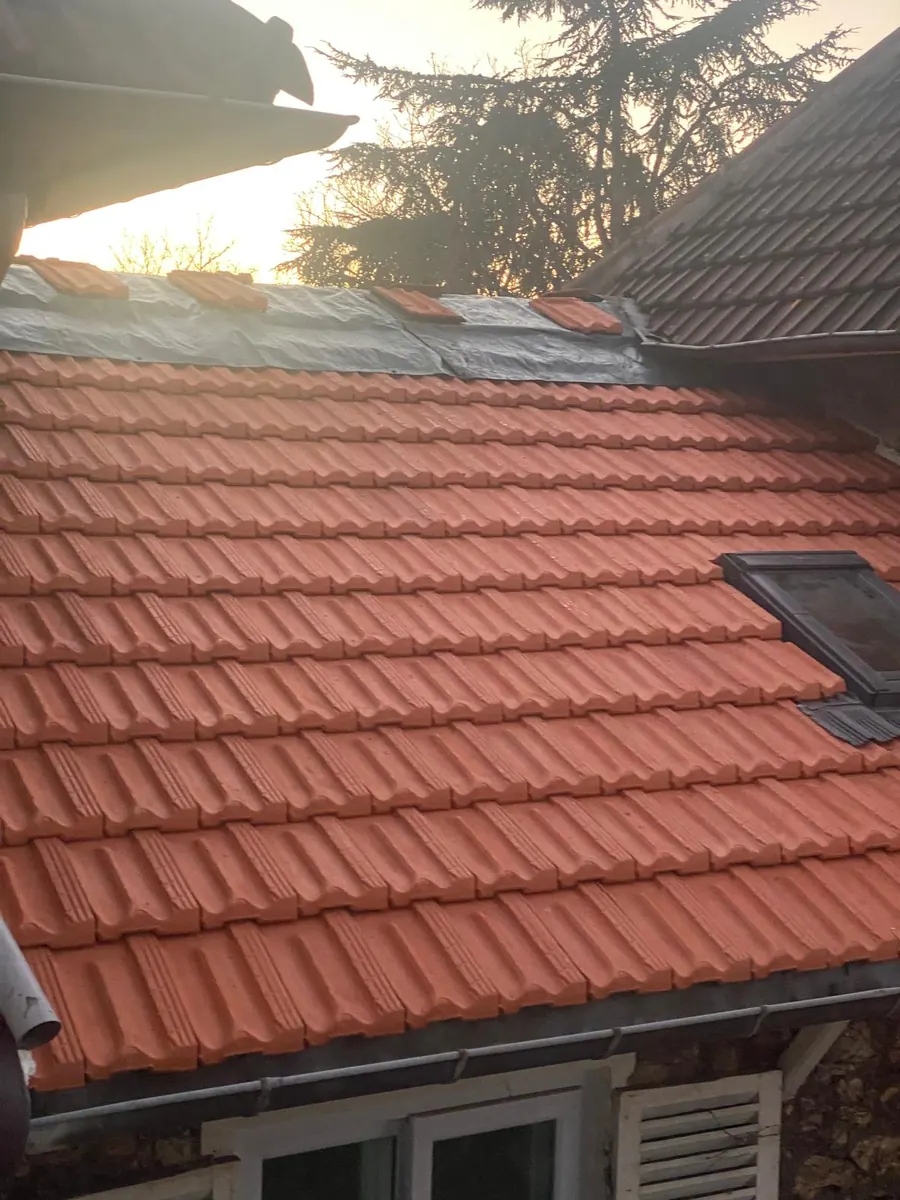 Toiture en tuiles neuves terminée
